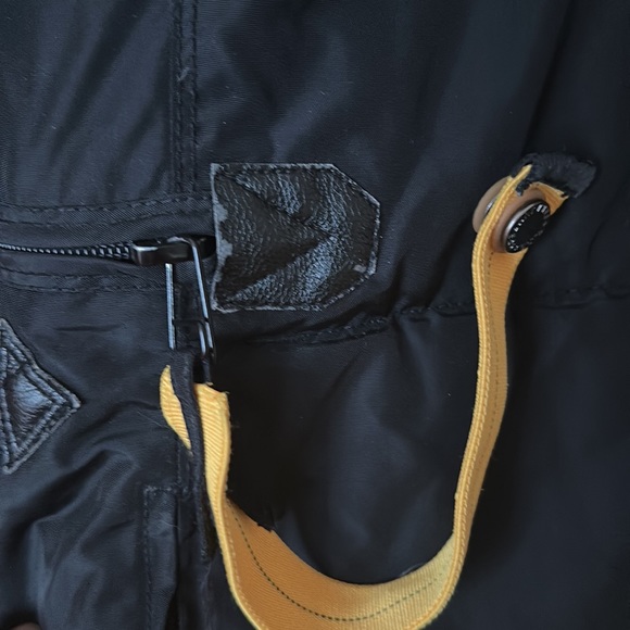 Paranumpers Masterpiece series Coat - Picture 6 of 10